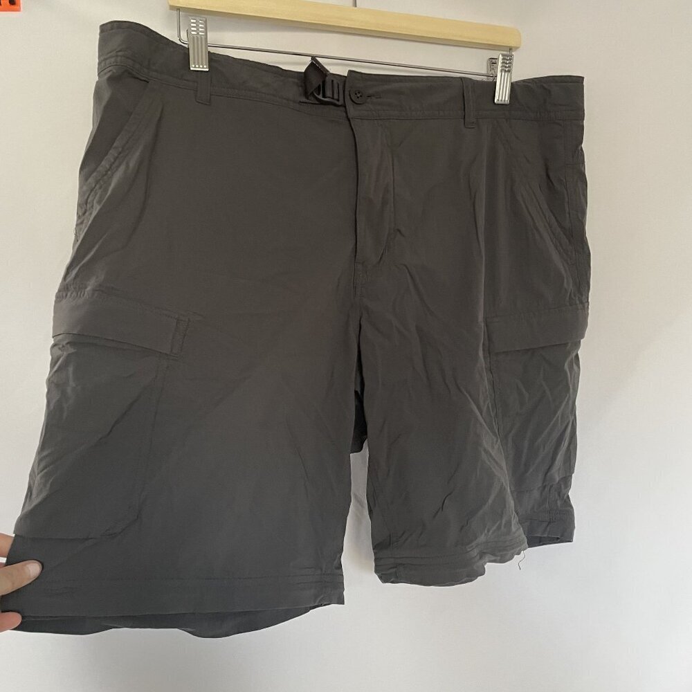 REI Co-Op Mens Cargo Shorts 40W X 30L Gray Nylon With Pockets & Belt Loops